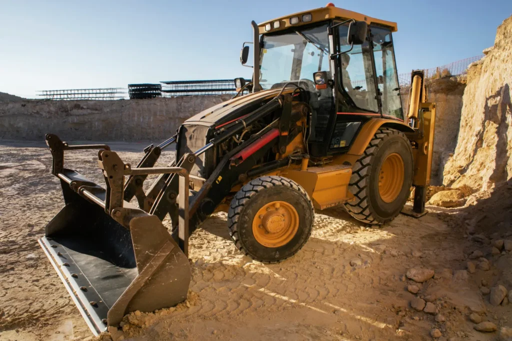 Jenis-Jenis Dan Fungsi Alat Berat Tambang 6 Excavator
